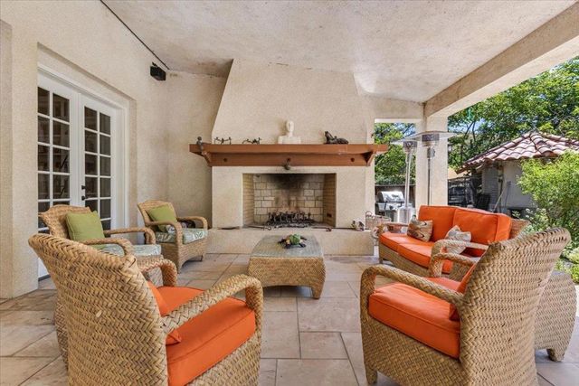 2727 Thomas Road, Hollister, CA 95023