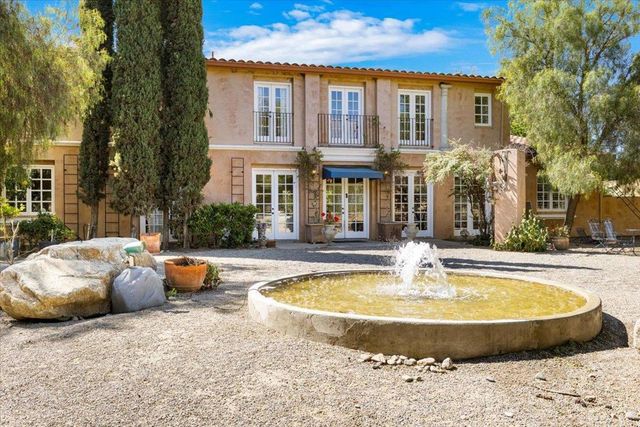 2727 Thomas Road, Hollister, CA 95023