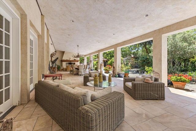 2727 Thomas Road, Hollister, CA 95023