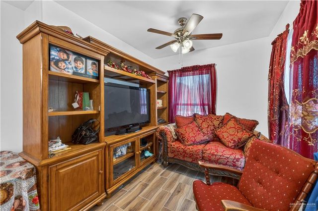 4002 Salinas Street, Edinburg, TX 78541