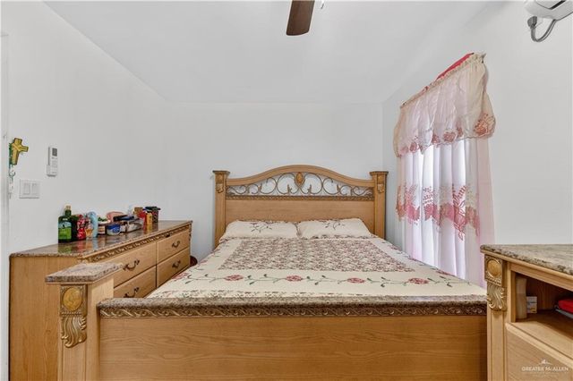 4002 Salinas Street, Edinburg, TX 78541