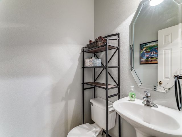 5341 Vestia Drive, Fort Worth, TX 76244