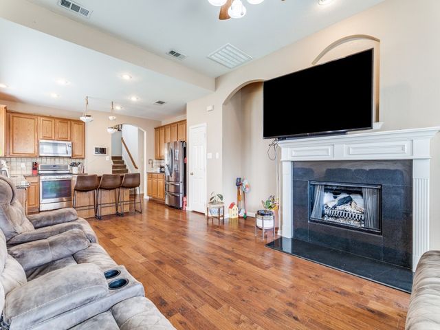 5341 Vestia Drive, Fort Worth, TX 76244