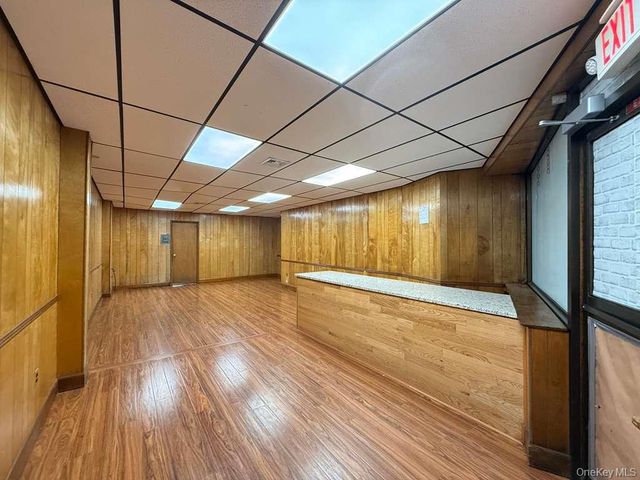 6938 Myrtle Avenue, Glendale, NY 11385