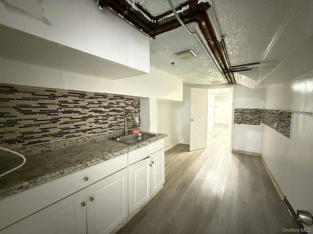 6938 Myrtle Avenue, Glendale, NY 11385