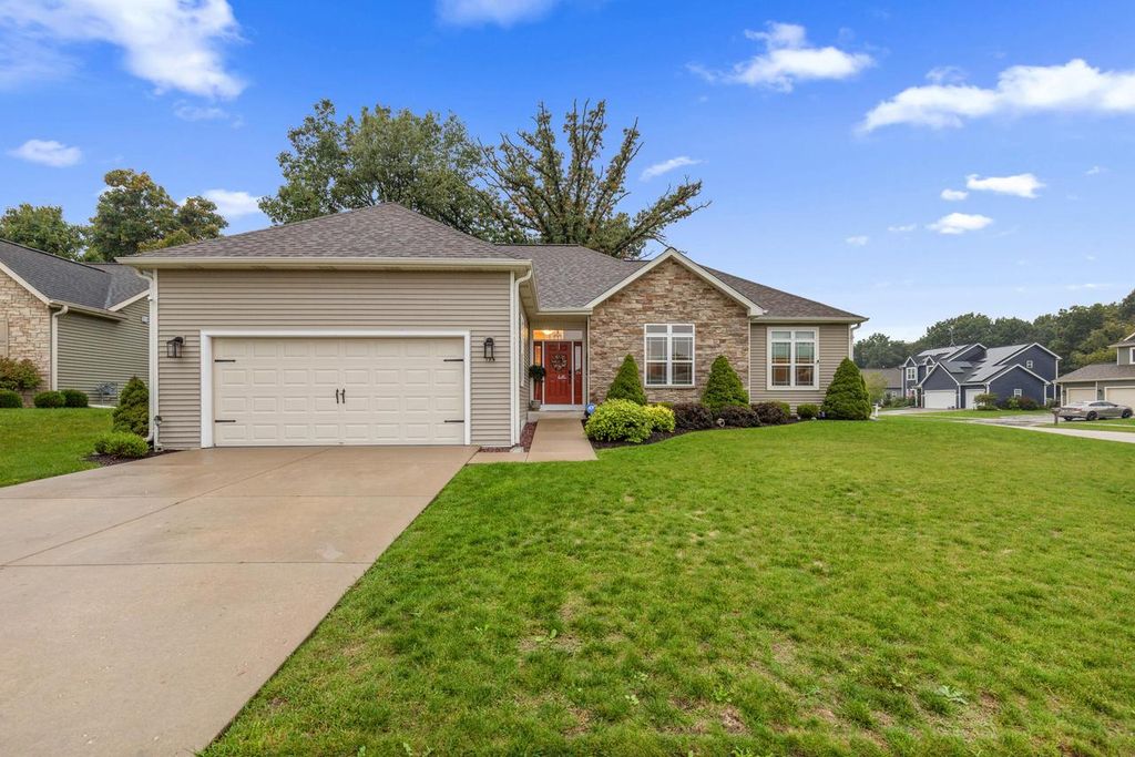 174 N Wild Flower LANE, Elkhorn, WI 53121