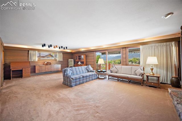 40 Friendship Lane, Colorado Springs, CO 80904