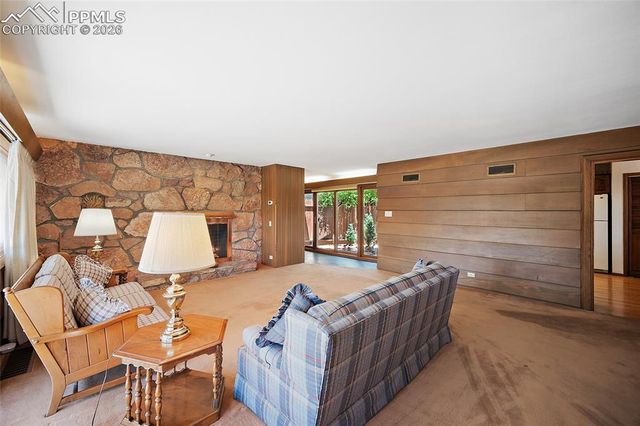 40 Friendship Lane, Colorado Springs, CO 80904