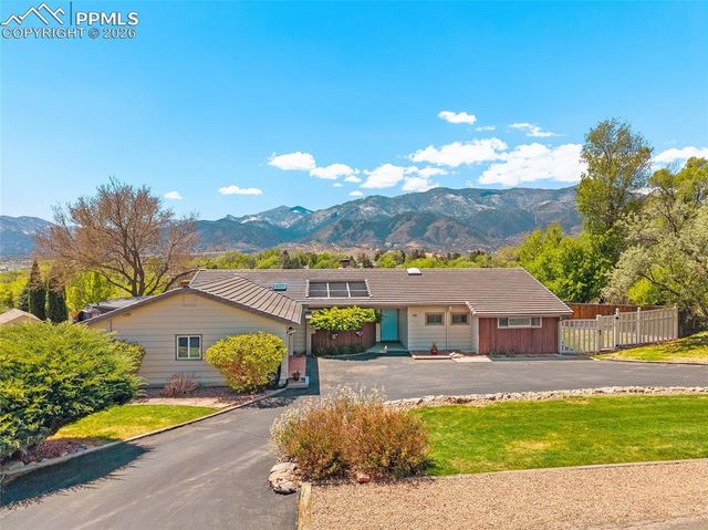 40 Friendship Lane, Colorado Springs, CO 80904