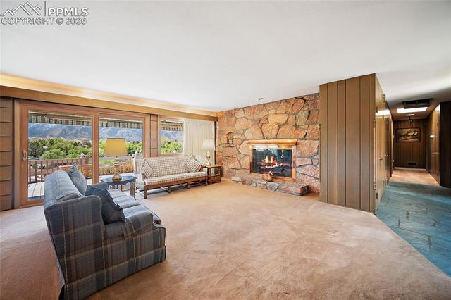 40 Friendship Lane, Colorado Springs, CO 80904