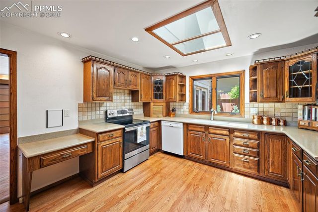 40 Friendship Lane, Colorado Springs, CO 80904