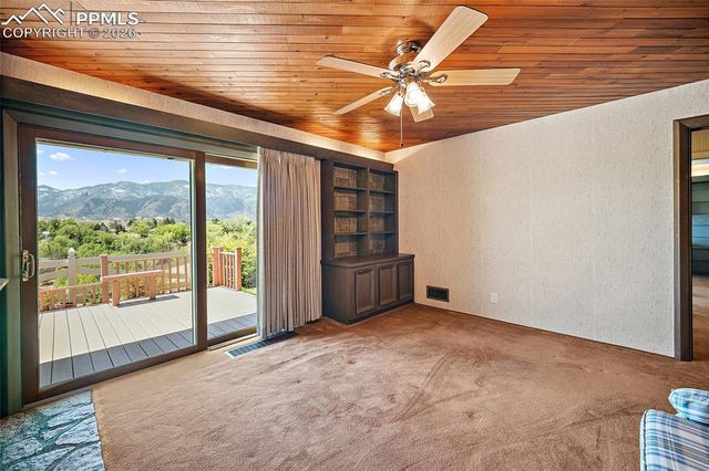 40 Friendship Lane, Colorado Springs, CO 80904