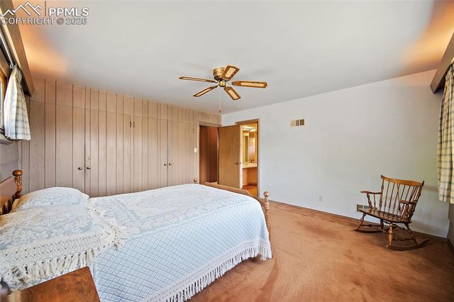 40 Friendship Lane, Colorado Springs, CO 80904