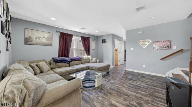 532 Hartford St, Perth Amboy City, NJ 08861