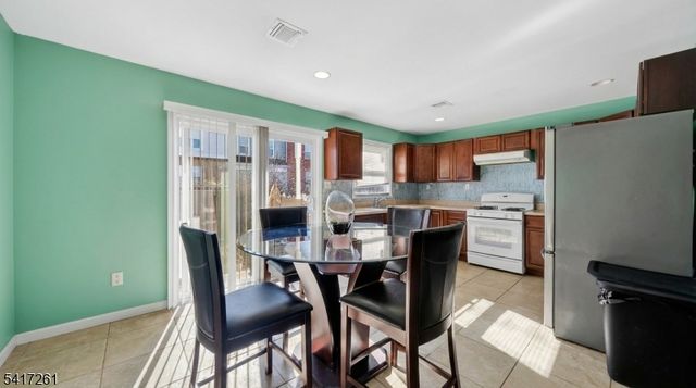 532 Hartford St, Perth Amboy City, NJ 08861