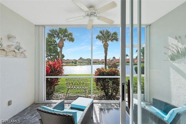 186 Gabriel CIR 3909, Naples, FL 34104