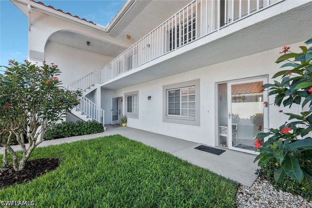 186 Gabriel CIR 3909, Naples, FL 34104