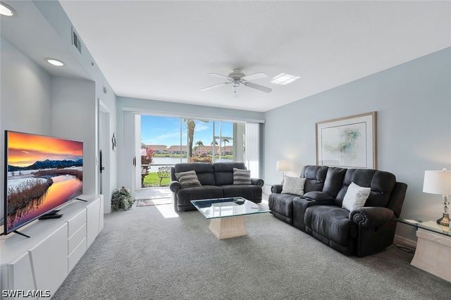 186 Gabriel CIR 3909, Naples, FL 34104