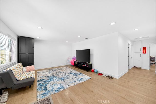 24241 Madison, Torrance, CA 90505
