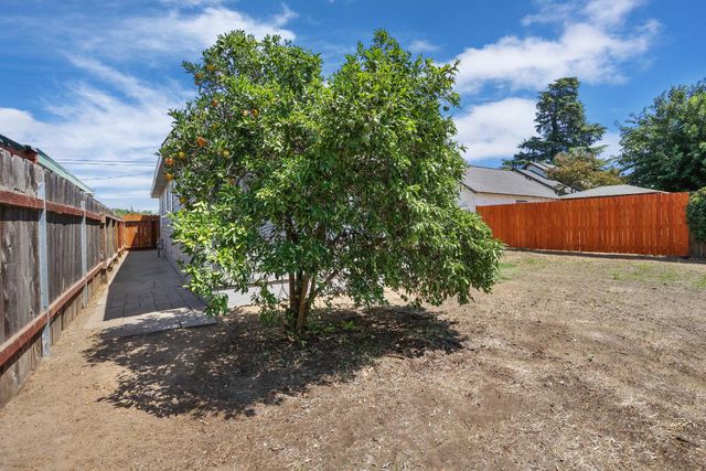 810 Edythe St, Manteca, CA 95337