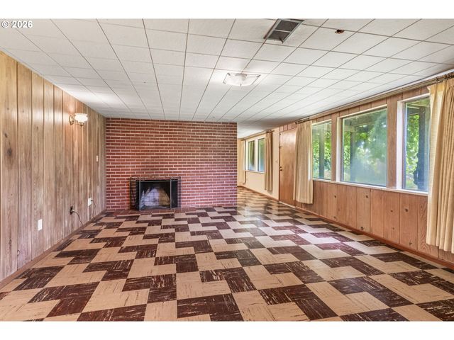 5319 Nw WALNUT St, Vancouver, WA 98663