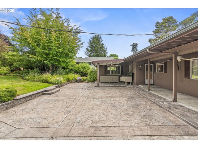 5319 Nw WALNUT St, Vancouver, WA 98663