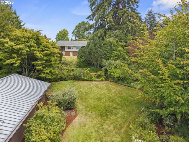 5319 Nw WALNUT St, Vancouver, WA 98663