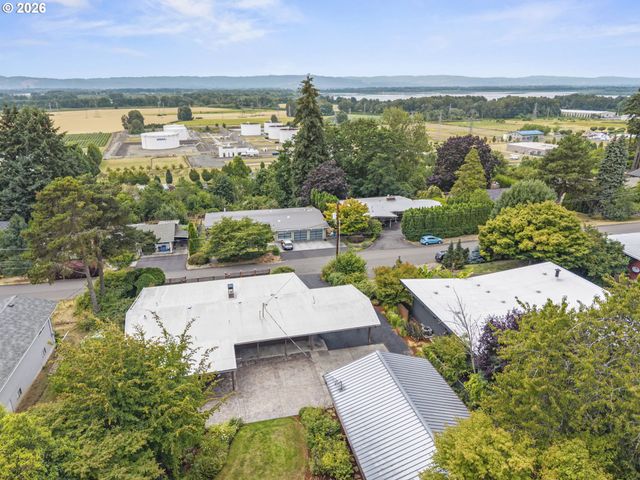 5319 Nw WALNUT St, Vancouver, WA 98663