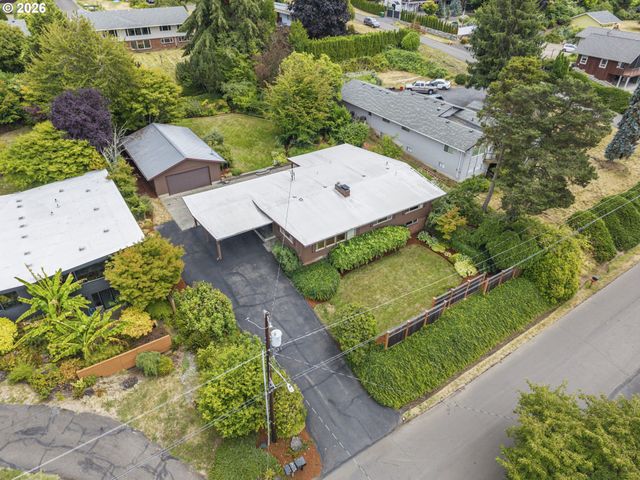 5319 Nw WALNUT St, Vancouver, WA 98663