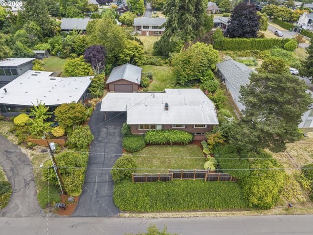 5319 Nw WALNUT St, Vancouver, WA 98663