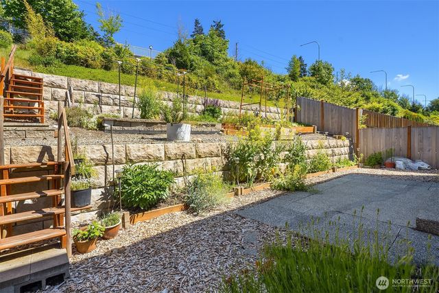 27920 15th Avenue S, Federal Way, WA 98003