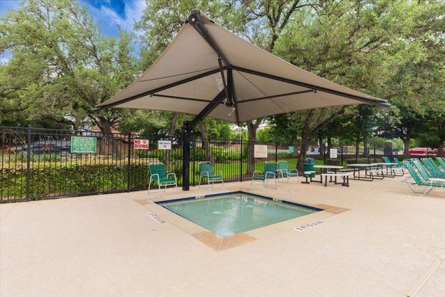 7136 Ridge Oak RD, Austin, TX 78749