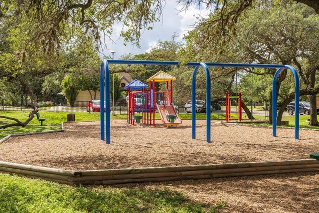 7136 Ridge Oak RD, Austin, TX 78749