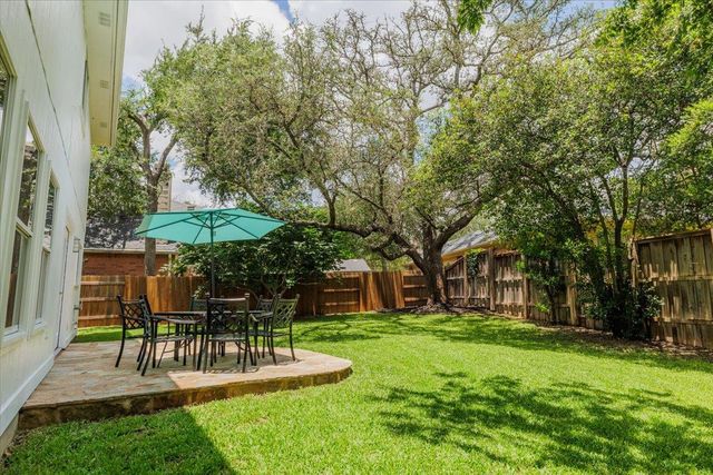 7136 Ridge Oak RD, Austin, TX 78749