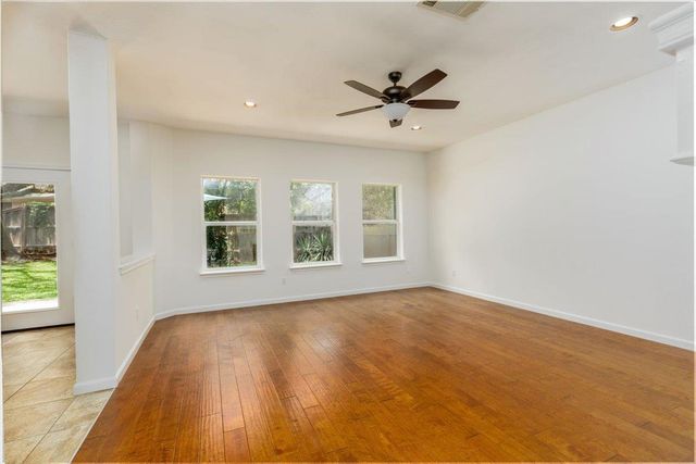 7136 Ridge Oak RD, Austin, TX 78749