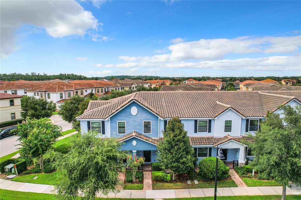 Image 3 of property listing at 10059 EAGLE CREEK CENTER BOULEVARD, Orlando, FL 32832