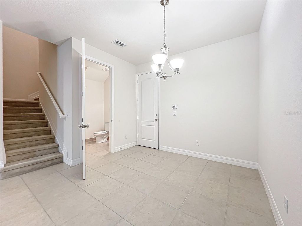 Image 30 of property listing at 10059 EAGLE CREEK CENTER BOULEVARD, Orlando, FL 32832