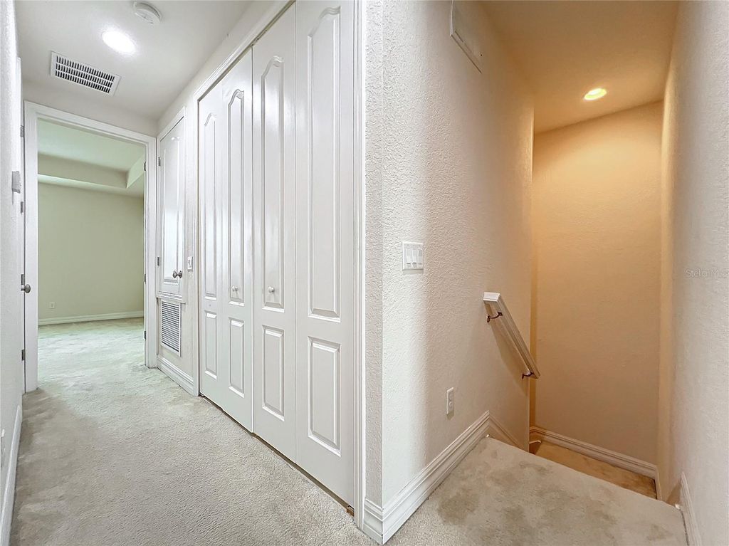 Image 34 of property listing at 10059 EAGLE CREEK CENTER BOULEVARD, Orlando, FL 32832