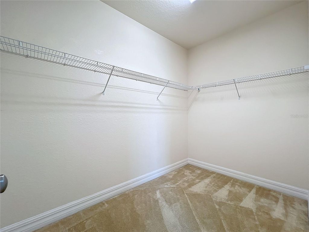 Image 41 of property listing at 10059 EAGLE CREEK CENTER BOULEVARD, Orlando, FL 32832