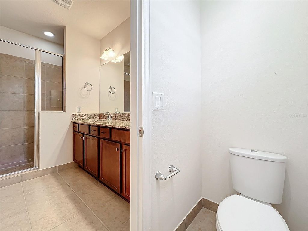Image 43 of property listing at 10059 EAGLE CREEK CENTER BOULEVARD, Orlando, FL 32832