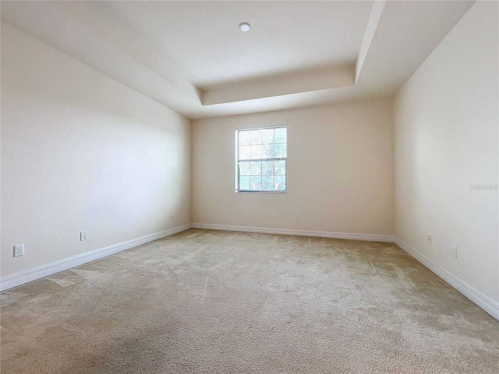 Image 47 of property listing at 10059 EAGLE CREEK CENTER BOULEVARD, Orlando, FL 32832