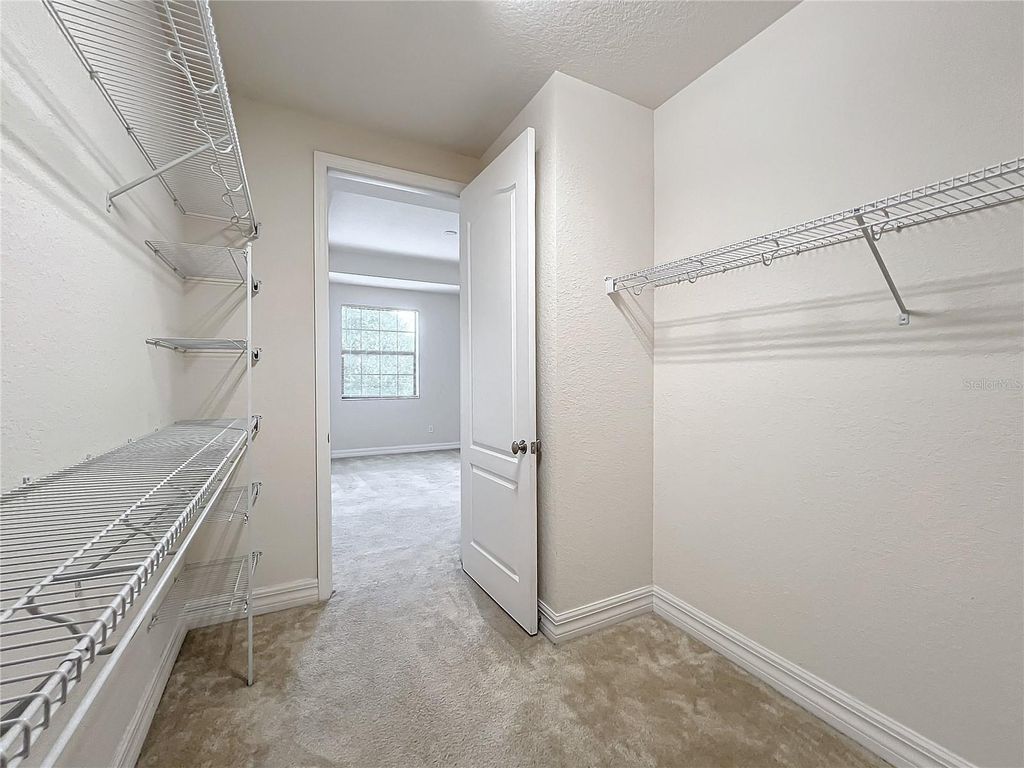 Image 51 of property listing at 10059 EAGLE CREEK CENTER BOULEVARD, Orlando, FL 32832