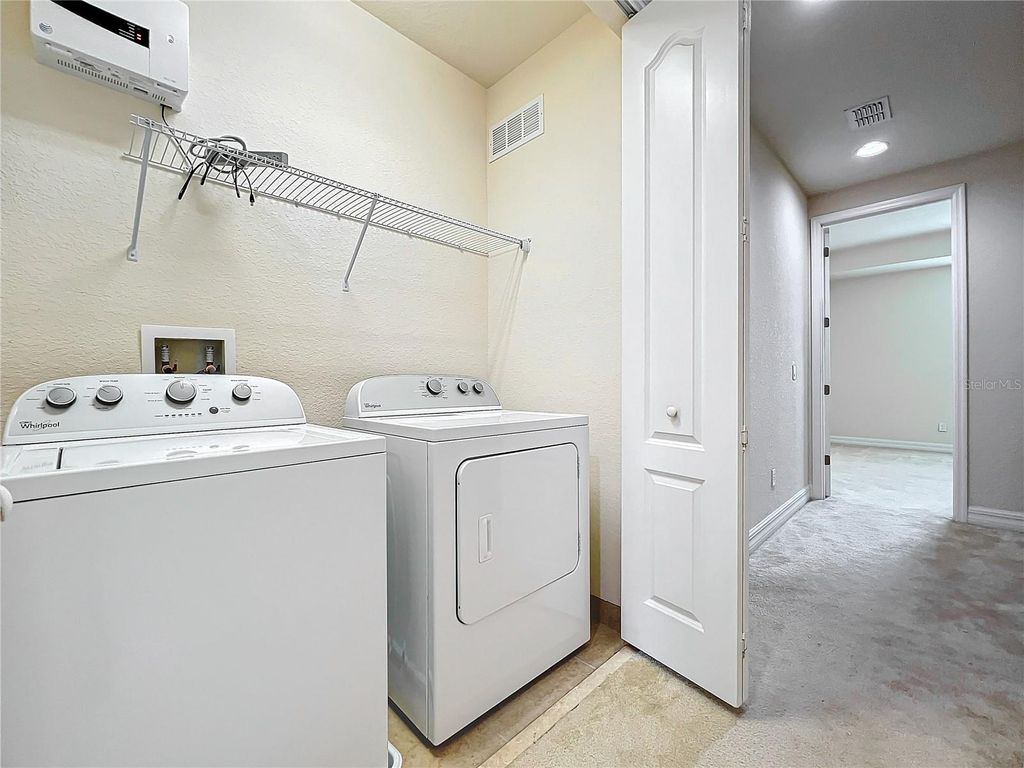 Image 58 of property listing at 10059 EAGLE CREEK CENTER BOULEVARD, Orlando, FL 32832