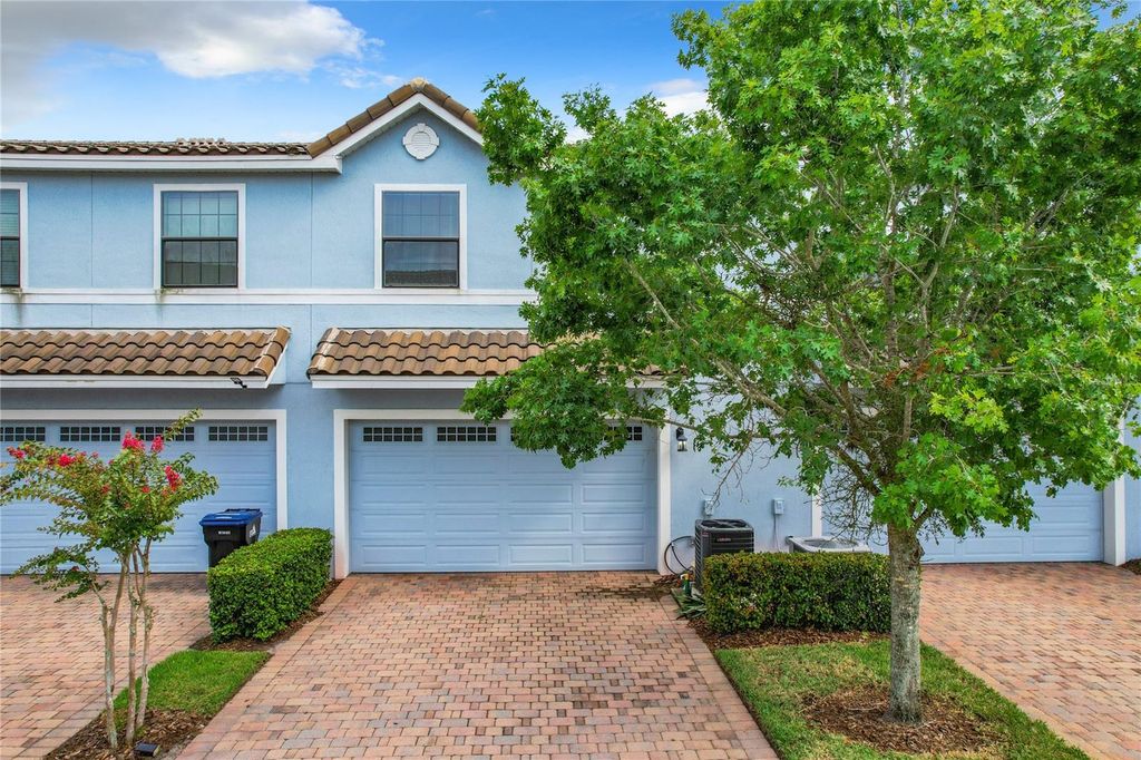 Image 61 of property listing at 10059 EAGLE CREEK CENTER BOULEVARD, Orlando, FL 32832