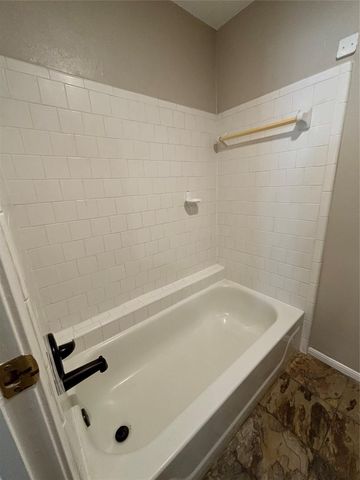 12755 Mill Ridge Drive 309, Cypress, TX 77429