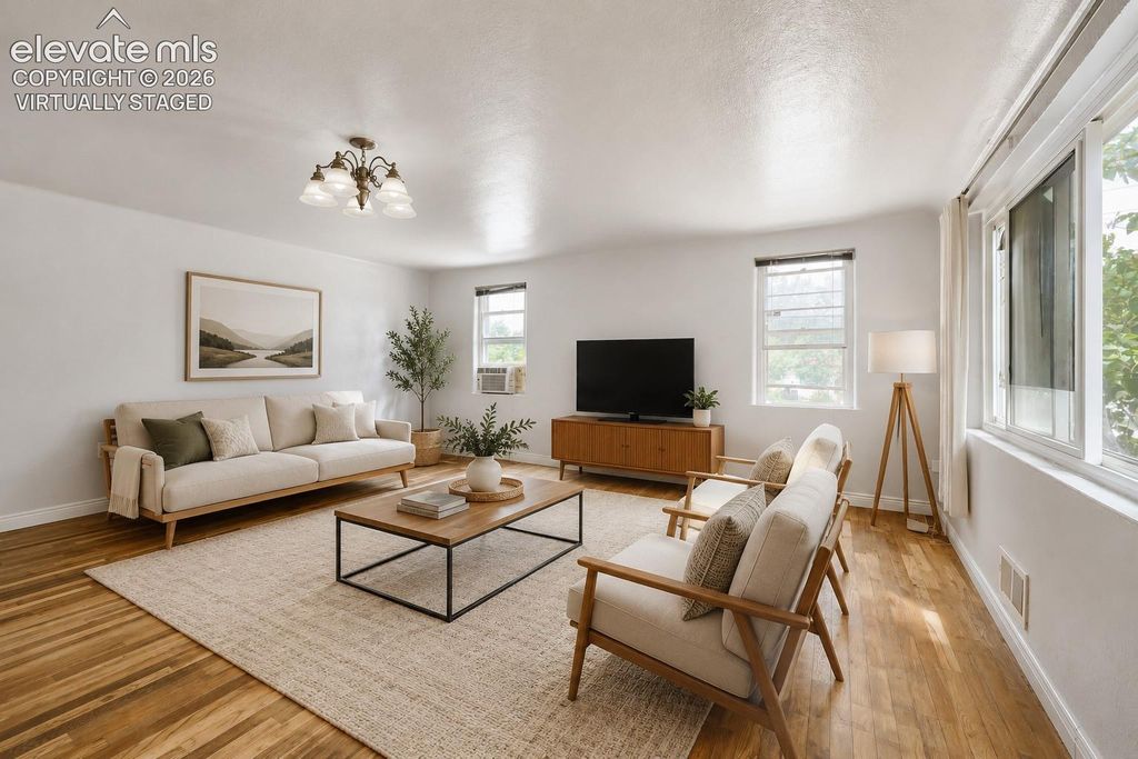 24 Swope Avenue, Colorado Springs, CO 80909 — photo 2