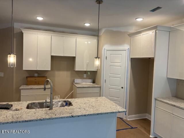 1736 Green Meadows Lane, Lenoir City, TN 37771