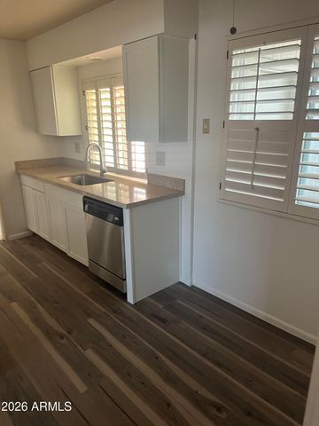 11129 W EMERALD Drive, Sun City, AZ 85351