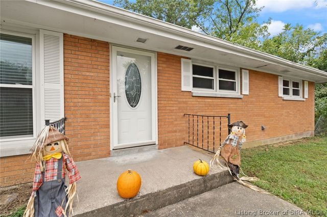 614 Lynn Road, New Albany, IN 47150