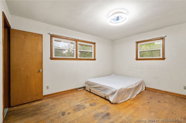 614 Lynn Road, New Albany, IN 47150